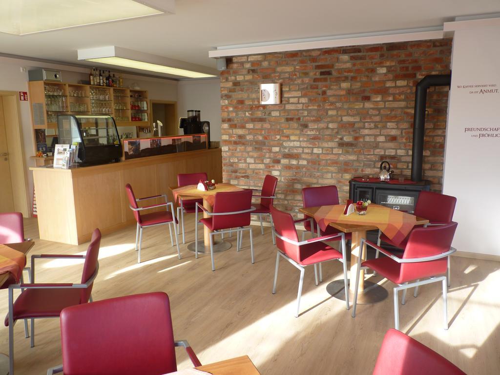 Cafe Und Pension Blohm Greifswald Kültér fotó