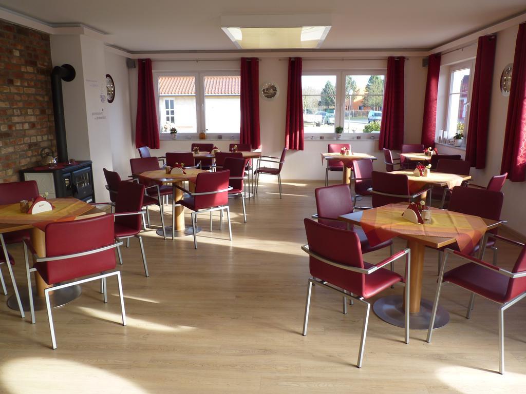 Cafe Und Pension Blohm Greifswald Kültér fotó