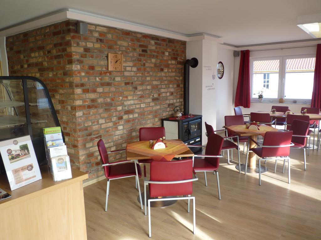 Cafe Und Pension Blohm Greifswald Kültér fotó