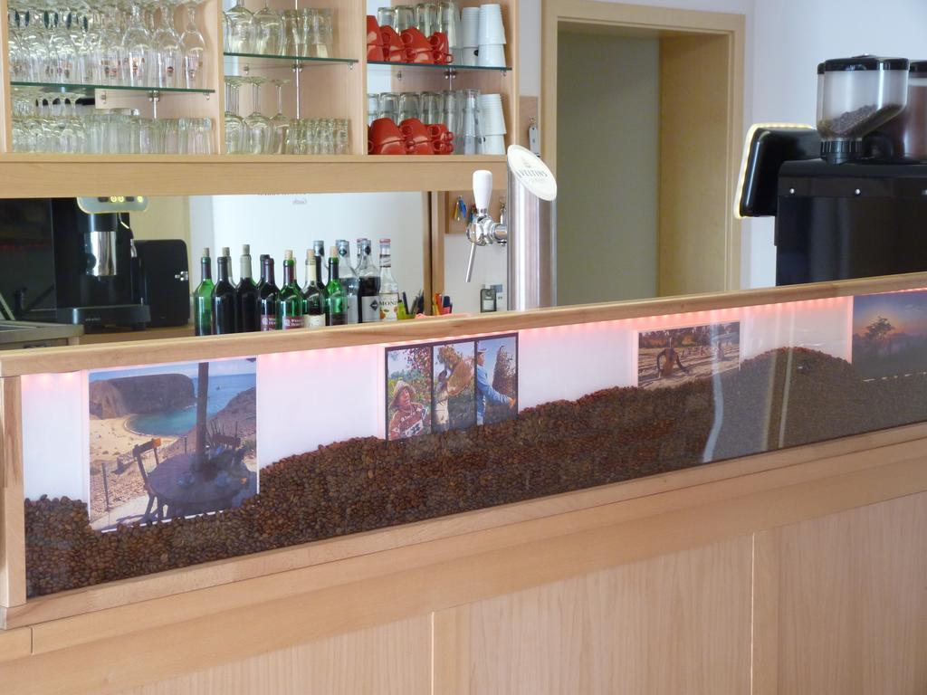 Cafe Und Pension Blohm Greifswald Kültér fotó