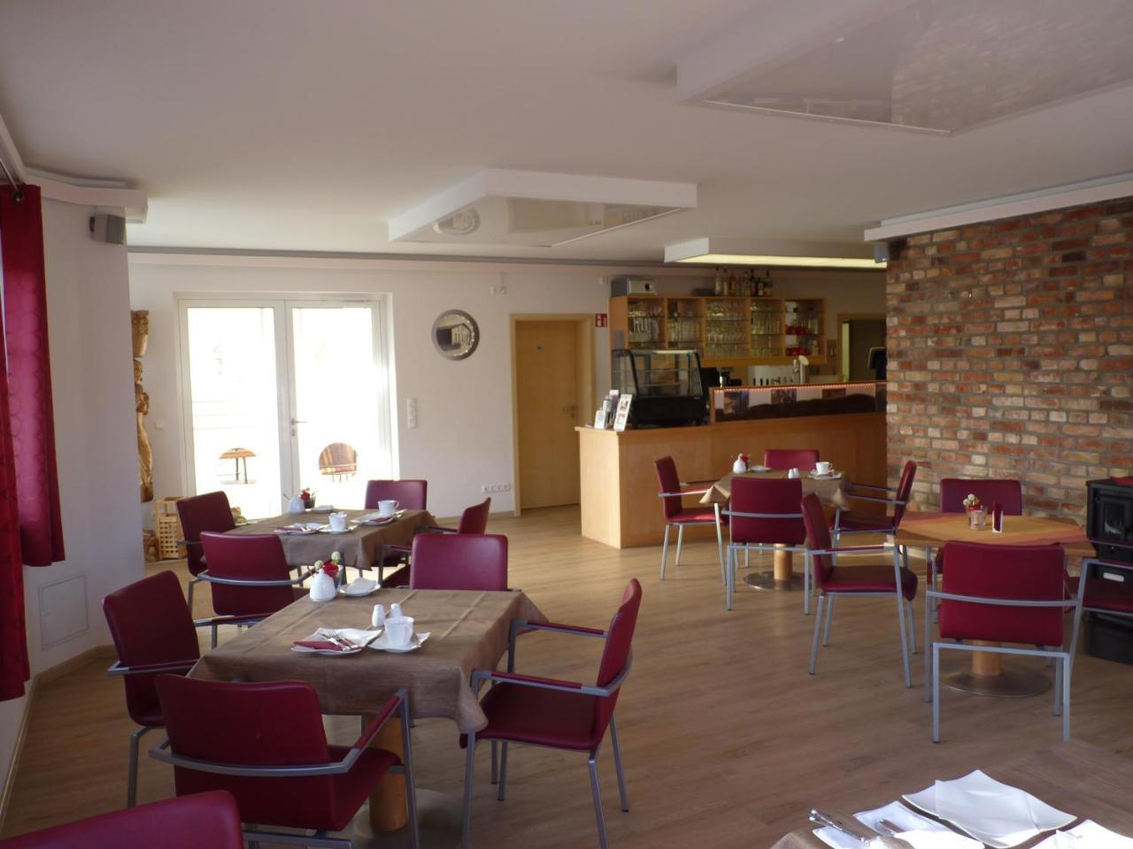Cafe Und Pension Blohm Greifswald Kültér fotó