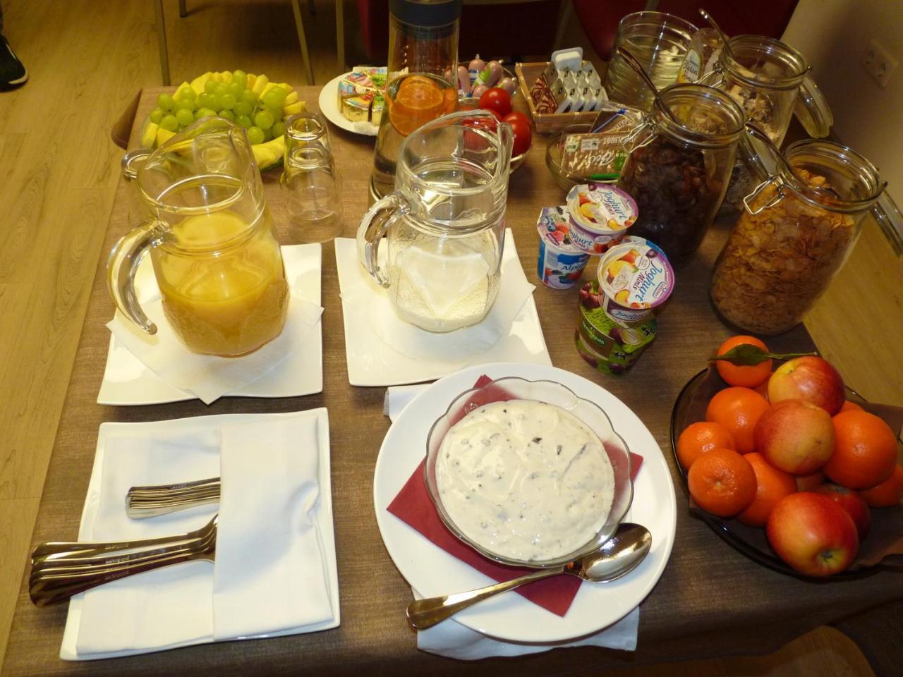 Cafe Und Pension Blohm Greifswald Kültér fotó
