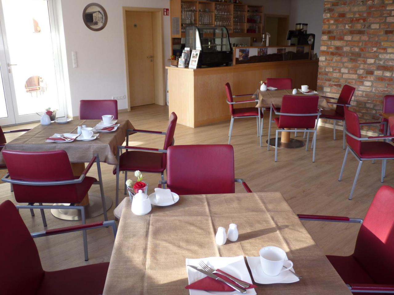 Cafe Und Pension Blohm Greifswald Kültér fotó