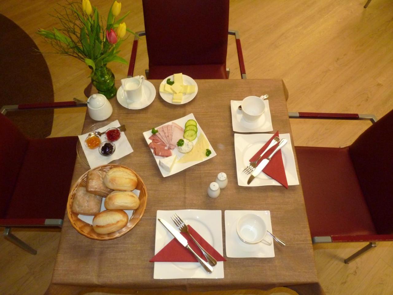 Cafe Und Pension Blohm Greifswald Kültér fotó